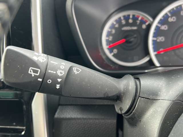トヨタ ルーミー カスタムG－T 茨城県 2021(令3)年 5.4万km レーザーブルークリスタルシャイン 純正SDナビ/Bluetooth/USB入力端子/フルセグTV/バックカメラ/衝突被害軽減システム/レーンキープアシスト/コーナーセンサー/横滑り防止装置/オートライト/LEDヘッドライト/純正フロアマット/両側パワースライドドア/ETC2.0/スペアキー/アイドリングストップ/15インチ純正アルミホイール