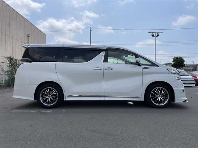 トヨタ ヴェルファイア Z Aエディション 東京都 2017(平29)年 5.6万km ホワイトパールクリスタルシャイン 純正ナビ/バックモニター/クリアランスソナー/クルーズコントロール/両側パワースライドドア/ETC/横滑り防止措置/ECOモード/ステアリングスイッチ/スマートキー/電動パーキングブレーキ