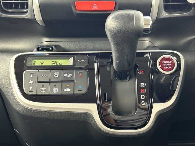 ホンダ Ｎ ＢＯＸ G ターボ SSパッケージ 愛知県 2014(平26)年 2.6万km プレミアムホワイトパール 禁煙車/ターボ/純正7インチナビ/（AM/FM/CD/DVD/ワンセグTV/Bluetootｈ）/バックカメラ/シティブレーキアクティブシステム/クルーズコントロール/ドライブレコーダー/ETC/パドルシフト/両側パワースライドドア/純正14インチアルミホイール/スマートキー/純正フロアマット/横滑り防止装置/チップアップシート