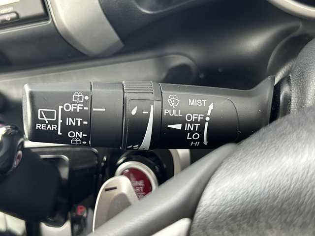 ホンダ Ｎ ＢＯＸ G ターボ SSパッケージ 愛知県 2014(平26)年 2.6万km プレミアムホワイトパール 禁煙車/ターボ/純正7インチナビ/（AM/FM/CD/DVD/ワンセグTV/Bluetootｈ）/バックカメラ/シティブレーキアクティブシステム/クルーズコントロール/ドライブレコーダー/ETC/パドルシフト/両側パワースライドドア/純正14インチアルミホイール/スマートキー/純正フロアマット/横滑り防止装置/チップアップシート