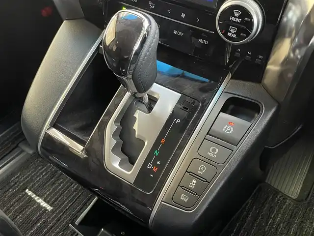 トヨタ ヴェルファイア Z Aエディション 岩手県 2018(平30)年 7.8万km ホワイトパールクリスタルシャイン ４WD/両側パワースライドドア/トヨタセーフティセンス/プリクラッシュセーフティ/レーダークルーズコントロール/レーンディパーチャーアラート/オートマチックハイビーム/先行車発進告知機能/横滑り防止装置/クリアランスソナー/MTモード付きAT/純正ナビ/フルセグTV/バックカメラ/ETC/ドライブレコーダー/ウォークスルー/オットマン/オートライト/LEDヘッドランプ/純正18インチアルミホイール