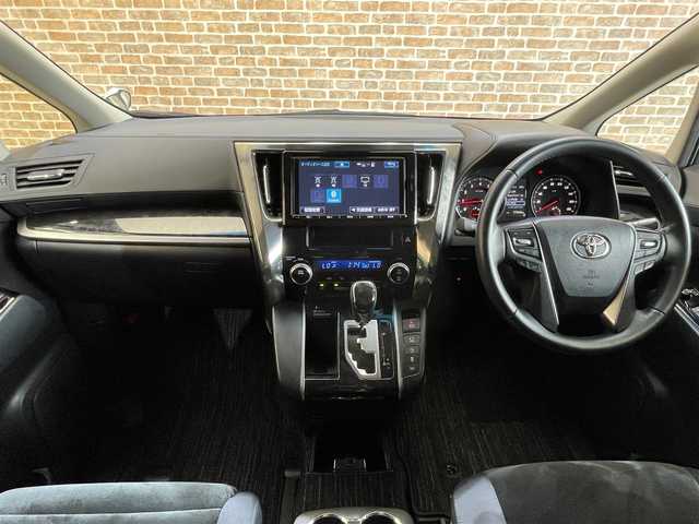 トヨタ ヴェルファイア Z Aエディション 道東・釧路十勝 2018(平30)年 7.8万km ホワイトパールクリスタルシャイン ４WD/両側パワースライドドア/トヨタセーフティセンス/プリクラッシュセーフティ/レーダークルーズコントロール/レーンディパーチャーアラート/オートマチックハイビーム/先行車発進告知機能/横滑り防止装置/クリアランスソナー/MTモード付きAT/純正ナビ/フルセグTV/バックカメラ/ETC/ドライブレコーダー/ウォークスルー/オットマン/オートライト/LEDヘッドランプ/純正18インチアルミホイール