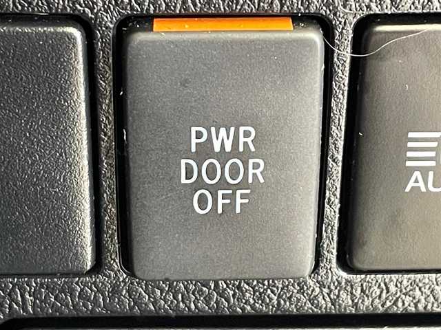 トヨタ ヴェルファイア Z Aエディション 道東・釧路十勝 2018(平30)年 7.8万km ホワイトパールクリスタルシャイン ４WD/両側パワースライドドア/トヨタセーフティセンス/プリクラッシュセーフティ/レーダークルーズコントロール/レーンディパーチャーアラート/オートマチックハイビーム/先行車発進告知機能/横滑り防止装置/クリアランスソナー/MTモード付きAT/純正ナビ/フルセグTV/バックカメラ/ETC/ドライブレコーダー/ウォークスルー/オットマン/オートライト/LEDヘッドランプ/純正18インチアルミホイール