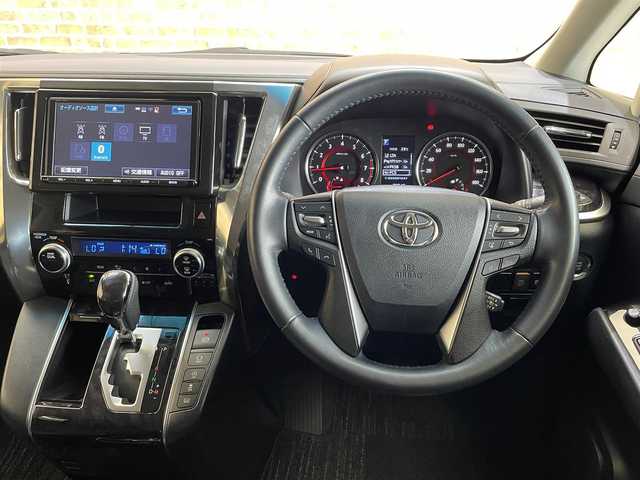 トヨタ ヴェルファイア Z Aエディション 道東・釧路十勝 2018(平30)年 7.8万km ホワイトパールクリスタルシャイン ４WD/両側パワースライドドア/トヨタセーフティセンス/プリクラッシュセーフティ/レーダークルーズコントロール/レーンディパーチャーアラート/オートマチックハイビーム/先行車発進告知機能/横滑り防止装置/クリアランスソナー/MTモード付きAT/純正ナビ/フルセグTV/バックカメラ/ETC/ドライブレコーダー/ウォークスルー/オットマン/オートライト/LEDヘッドランプ/純正18インチアルミホイール