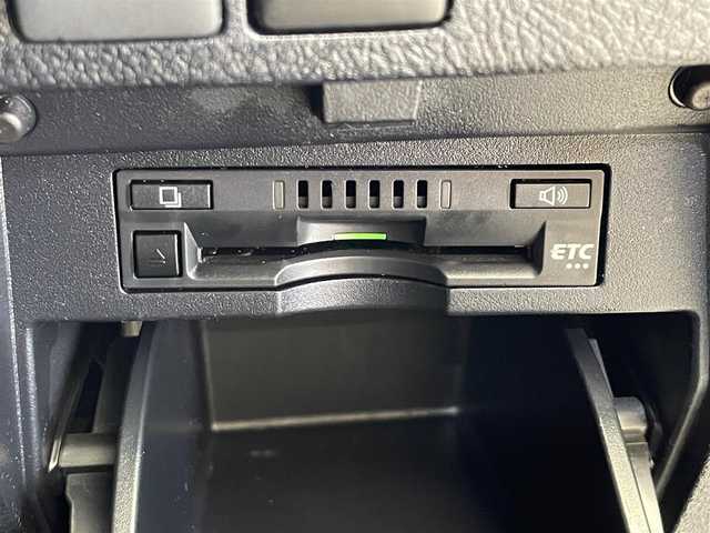 トヨタ ヴェルファイア Z Aエディション 道東・釧路十勝 2018(平30)年 7.8万km ホワイトパールクリスタルシャイン ４WD/両側パワースライドドア/トヨタセーフティセンス/プリクラッシュセーフティ/レーダークルーズコントロール/レーンディパーチャーアラート/オートマチックハイビーム/先行車発進告知機能/横滑り防止装置/クリアランスソナー/MTモード付きAT/純正ナビ/フルセグTV/バックカメラ/ETC/ドライブレコーダー/ウォークスルー/オットマン/オートライト/LEDヘッドランプ/純正18インチアルミホイール