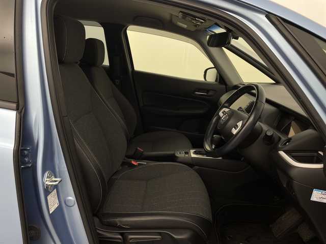 ホンダ フィット e:HEVホーム 新潟県 2020(令2)年 3.6万km ライトブルー 純正ナビ/　　フルセグ/CD/DVD/BT/バックカメラ/レーダークルーズ/LEDオートライト/アルミホイール付きスタッドレスタイヤ車載/ステアリングスイッチ/スマートキー/ETC