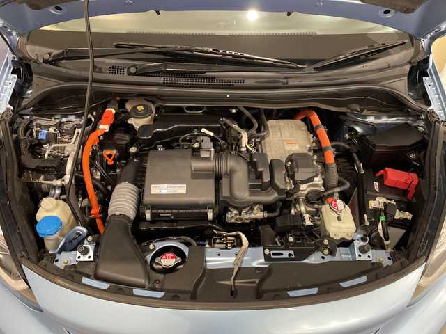 ホンダ フィット e:HEVホーム 新潟県 2020(令2)年 3.6万km ライトブルー 純正ナビ/　　フルセグ/CD/DVD/BT/バックカメラ/レーダークルーズ/LEDオートライト/アルミホイール付きスタッドレスタイヤ車載/ステアリングスイッチ/スマートキー/ETC