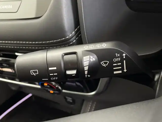 日産 エクストレイル G e－4ORCE 鹿児島県 2024(令6)年 1.4万km ダイヤモンドブラック 純正12.3型ナビ/（フルセグ/Applecarpay/AndroidAuto/Bluetooth)/D/N席パワーシート/D/N席シートヒーター/ステアリングヒーター/BSM/パワーバックドア/プロパイロット/インテリジェンスミラー/前後ドラレコ/ETC/ヘッドアップディスプレイ/パーキングアシスト/レザーシート/電動パーキング/オートブレーキホールド/プッシュスタート/スマートキー/シートメモリ/オートライト/オートハイビーム/前後ソナー