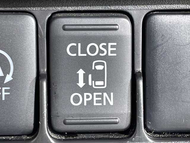 日産 デイズ ルークス X 神奈川県 2014(平26)年 2.9万km ホワイトパール 社外7型メモリーナビゲーション/ワンセグ　CD DVD　Bluetooth　iPod　USB　SD　AM FM/アラウンドビューモニター【自動防眩ミラー】/左側パワースライドドア/ETC/社外前後ドライブレコーダー/左側パワースライドドア/リアサーキュレーター/アイドリングストップ/プッシュスタート/スマートキー/純正14インチインチアルミホイール/電動格納ミラー/純正フロアマット/保証書/取扱説明書/スペアキー1本