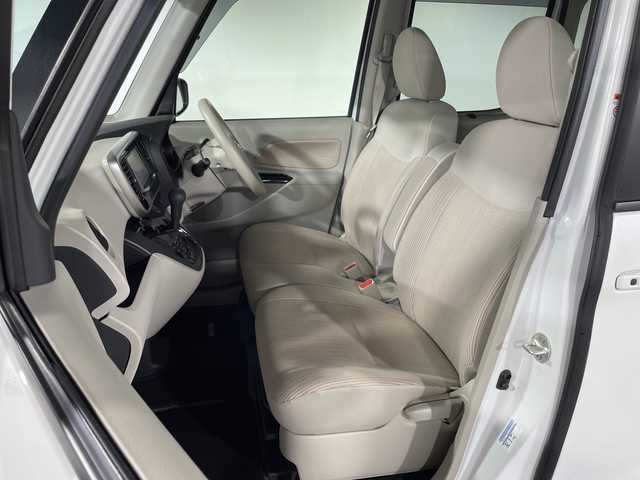 日産 デイズ ルークス X 神奈川県 2014(平26)年 2.9万km ホワイトパール 社外7型メモリーナビゲーション/ワンセグ　CD DVD　Bluetooth　iPod　USB　SD　AM FM/アラウンドビューモニター【自動防眩ミラー】/左側パワースライドドア/ETC/社外前後ドライブレコーダー/左側パワースライドドア/リアサーキュレーター/アイドリングストップ/プッシュスタート/スマートキー/純正14インチインチアルミホイール/電動格納ミラー/純正フロアマット/保証書/取扱説明書/スペアキー1本