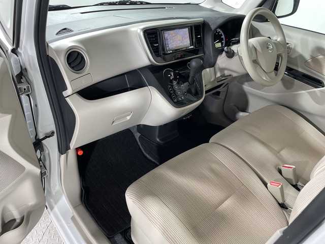 日産 デイズ ルークス X 神奈川県 2014(平26)年 2.9万km ホワイトパール 社外7型メモリーナビゲーション/ワンセグ　CD DVD　Bluetooth　iPod　USB　SD　AM FM/アラウンドビューモニター【自動防眩ミラー】/左側パワースライドドア/ETC/社外前後ドライブレコーダー/左側パワースライドドア/リアサーキュレーター/アイドリングストップ/プッシュスタート/スマートキー/純正14インチインチアルミホイール/電動格納ミラー/純正フロアマット/保証書/取扱説明書/スペアキー1本