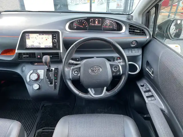 トヨタ シエンタ G クエロ 千葉県 2018(平30)年 1.3万km クールボルドーガラスフレーク 純正7インチナビ/(Bluetooth/TV/CD/DVD/FM/AM）/バックカメラ/トヨタセーフティーセンス/コーナーセンサー/純正フロアマット/衝突被害軽減システム/車線逸脱警報/クルーズコントロール/ハーフレザーシート/両側パワースライドドア/横滑り防止装置/ETC2.0/ドライブレコーダー/アイドリングストップ/LEDヘッドライト/フォグランプ/オートライト/ウィンカーミラー/電動格納ミラー/純正15インチAW/プッシュスタート/スマートキー/ドアバイザー