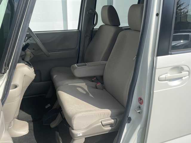 ホンダ Ｎ ＢＯＸ G 福岡県 2013(平25)年 8.1万km プレミアムホワイトパール 純正オーディオ（WX-128CU）/（AM/FM/CD）/ワンオーナー/社外13インチアルミホイール/横滑り防止装置/アイドリングストップ/両側スライドドア/スマートキー/プッシュスタート/純正フロアマット/ドアバイザー/電動格納ミラー/ヘッドライトレベライザー/Wエアバッグ