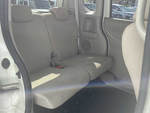 ホンダ Ｎ ＢＯＸ G 福岡県 2013(平25)年 8.1万km プレミアムホワイトパール 純正オーディオ（WX-128CU）/（AM/FM/CD）/ワンオーナー/社外13インチアルミホイール/横滑り防止装置/アイドリングストップ/両側スライドドア/スマートキー/プッシュスタート/純正フロアマット/ドアバイザー/電動格納ミラー/ヘッドライトレベライザー/Wエアバッグ