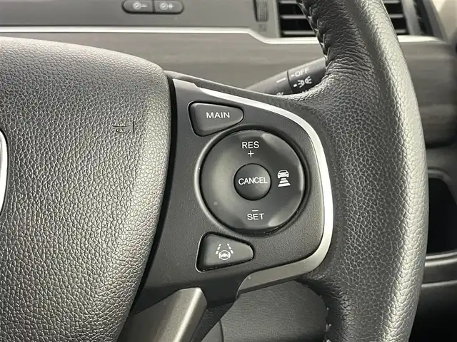 ホンダ フリード ハイブリット G ホンダセンシング 埼玉県 2017(平29)年 3.1万km ブルーホライゾンM 純正SDナビ【VXM-185VFNi】/(DVD/フルセグTV/Bluetooth/USB/MSV)/バックカメラ/両側パワースライドドア/ハーフレザーシート/ホンダセンシング/・CMBS（衝突軽減ブレーキ）/・歩行者事故低減ステアリング/・アダプティブクルーズコントロール/・LKAS（車線維持支援システム）/・路外逸脱抑制機能/・誤発進抑制機能/・先行車発進お知らせ機能/・標識認識機能/純正15インチアルミホイール/LEDヘッドライト/スマートキー/ビルトインETC/前方ドライブレコーダー/横滑り防止機能/カーテンエアバック