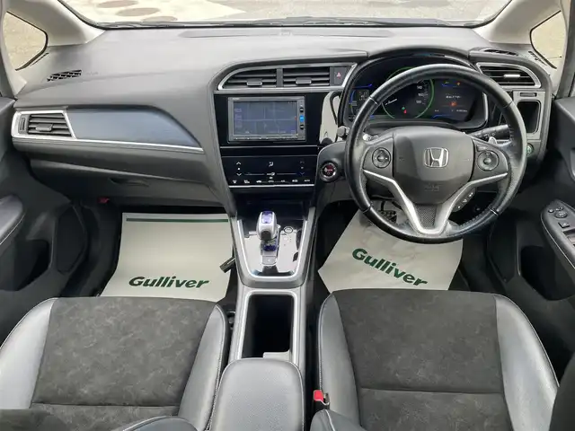 ホンダ シャトル ハイブリッド X スタイルED 山形県 2016(平28)年 9.7万km ホワイトオーキッドパール ４WD/CTBA/純正SDナビ/　　【CD　BT　ワンセグ　USB　AUX】/バックカメラ/クルーズコントロール/LEDオートライト/フォグランプ/ハーフレザーシート/15インチアルミホイール/ステアリングスイッチ/アイドリングストップ/パドルシフト/純正フロアマット/カーテンエアバック/スマートキー/ETC