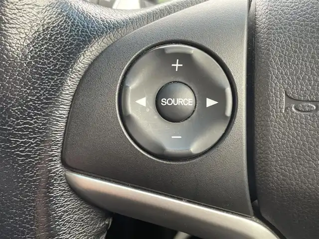 ホンダ シャトル ハイブリッド X スタイルED 山形県 2016(平28)年 9.7万km ホワイトオーキッドパール ４WD/CTBA/純正SDナビ/　　【CD　BT　ワンセグ　USB　AUX】/バックカメラ/クルーズコントロール/LEDオートライト/フォグランプ/ハーフレザーシート/15インチアルミホイール/ステアリングスイッチ/アイドリングストップ/パドルシフト/純正フロアマット/カーテンエアバック/スマートキー/ETC