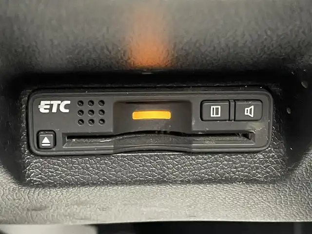 ホンダ シャトル ハイブリッド X スタイルED 山形県 2016(平28)年 9.7万km ホワイトオーキッドパール ４WD/CTBA/純正SDナビ/　　【CD　BT　ワンセグ　USB　AUX】/バックカメラ/クルーズコントロール/LEDオートライト/フォグランプ/ハーフレザーシート/15インチアルミホイール/ステアリングスイッチ/アイドリングストップ/パドルシフト/純正フロアマット/カーテンエアバック/スマートキー/ETC