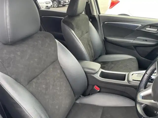 ホンダ シャトル ハイブリッド X スタイルED 山形県 2016(平28)年 9.7万km ホワイトオーキッドパール ４WD/CTBA/純正SDナビ/　　【CD　BT　ワンセグ　USB　AUX】/バックカメラ/クルーズコントロール/LEDオートライト/フォグランプ/ハーフレザーシート/15インチアルミホイール/ステアリングスイッチ/アイドリングストップ/パドルシフト/純正フロアマット/カーテンエアバック/スマートキー/ETC