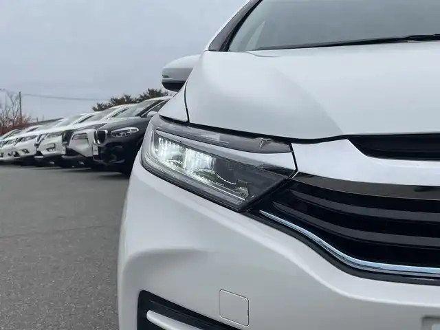 ホンダ シャトル ハイブリッド X スタイルED 山形県 2016(平28)年 9.7万km ホワイトオーキッドパール ４WD/CTBA/純正SDナビ/　　【CD　BT　ワンセグ　USB　AUX】/バックカメラ/クルーズコントロール/LEDオートライト/フォグランプ/ハーフレザーシート/15インチアルミホイール/ステアリングスイッチ/アイドリングストップ/パドルシフト/純正フロアマット/カーテンエアバック/スマートキー/ETC