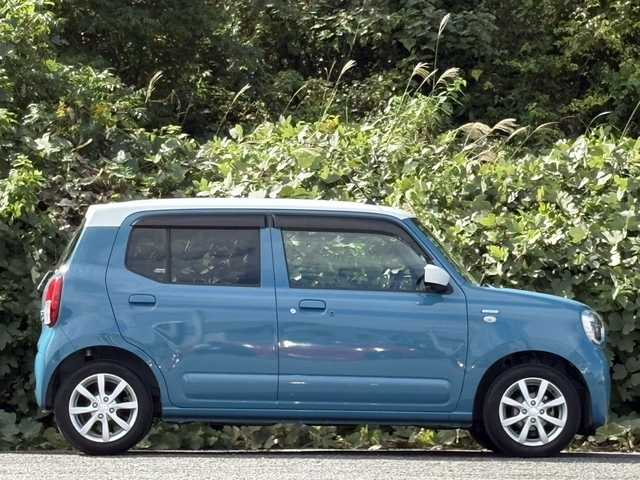 スズキ アルト ハイブリッドX 大分県 2022(令4)年 1.2万km ダスクブルーメタリック/ホワイト 純正メモリーナビ/アラウンドビューモニター/フルセグ/DVD/Bluetooth/ヘッドアップディスプレイ/デュアルカメラブレーキサポート/シートヒーター/純正LEDヘッドライト/オートライトコントロール/ビルトインETC/純正14インチアルミホイール/前後ドライブレコーダー/スマートキー/エンジンプッシュスタート