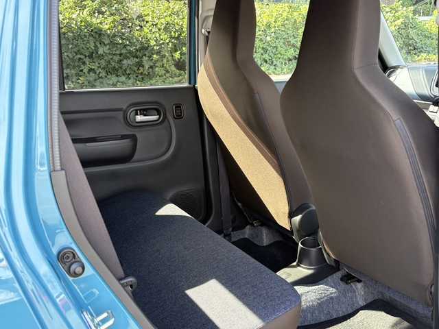 スズキ アルト ハイブリッドX 大分県 2022(令4)年 1.2万km ダスクブルーメタリック/ホワイト 純正メモリーナビ/アラウンドビューモニター/フルセグ/DVD/Bluetooth/ヘッドアップディスプレイ/デュアルカメラブレーキサポート/シートヒーター/純正LEDヘッドライト/オートライトコントロール/ビルトインETC/純正14インチアルミホイール/前後ドライブレコーダー/スマートキー/エンジンプッシュスタート