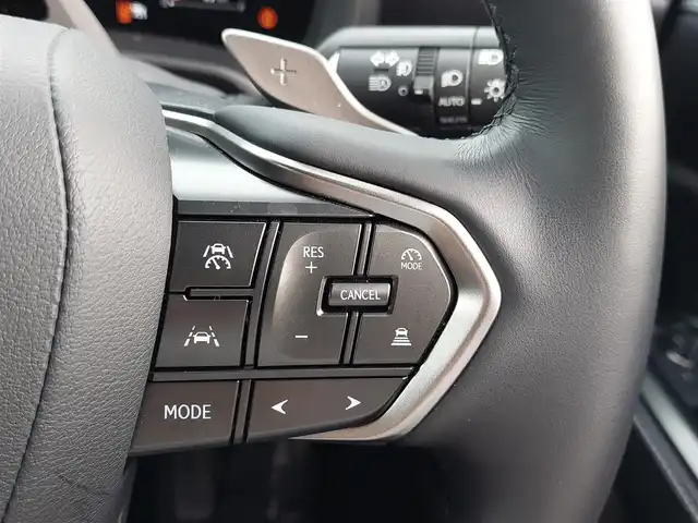 レクサス ＬＢＸ リラックス 東京都 2024(令6)年 0.4万km ブラックマイカ 純正８型ディスプレイ/(フルセグ/Bluetooth/)/アラウンドビューモニター/パワーバックドア/レーダークルーズコントロール/合皮レザーシート/D席パワーシート・メモリーシート/D/N席シートヒーター/ハンドルヒーター/クリアランスソナー/ブラインドスポットモニター/パドルシフト/ビルトインETC2.0/オートハイビーム