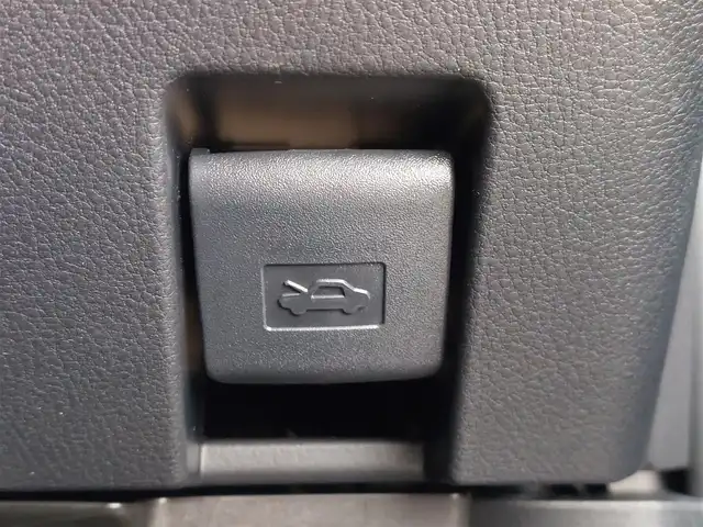 レクサス ＬＢＸ リラックス 東京都 2024(令6)年 0.4万km ブラックマイカ 純正８型ディスプレイ/(フルセグ/Bluetooth/)/アラウンドビューモニター/パワーバックドア/レーダークルーズコントロール/合皮レザーシート/D席パワーシート・メモリーシート/D/N席シートヒーター/ハンドルヒーター/クリアランスソナー/ブラインドスポットモニター/パドルシフト/ビルトインETC2.0/オートハイビーム