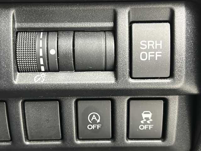 スバル インプレッサ スポーツ 2．0i－S アイサイト 宮城県 2017(平29)年 7.6万km ダークグレーメタリック 禁煙車/アイサイト/・衝突軽減ブレーキ/・レーンキープアシスト/・アダプティブクルーズコントロール/・ステアリング・レスポンシブ・ヘッドランプ/・後退時ブレーキアシスト/純正8インチナビ/・CD.DVD.SD.BT/フルセグTV/バックカメラ/SIドライブモード/アイドリングストップ/横滑り防止装置/LEDヘッドライト/フォグランプ/電動パーキングブレーキ/オートホールド機能/プッシュスタート/スマートキー2個/パドルシフト/ステアリングスイッチ/純正18インチアルミホイール/純正フロアマット