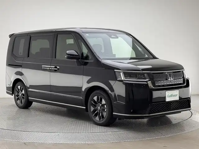 ホンダ ステップワゴン スパーダ eHEV 兵庫県 2025(令7)年 0.1千km クリスタルブラックパール ・登録済未使用車　/・純正メモリナビ　（LXM-247VFLi)/（CD/DVD/SD/Bluetooth/フルセグTV）　/・コーナーセンサー/・ＡＣＣ　/・ＬＫＡ/・ＰＣＳ/・ＢＳＭ　/・両側パワースライドドア　/・パワーバックドア　/・パドルシフト　/・シートヒーター/・ハーフレザーシート　/・ヘッドライトレベライザー/・ＬＥＤヘッドライト/・LEDフォグランプ/。スペアキー×１