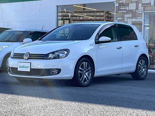 フォルクスワーゲン ゴルフ TSI コンフォートライン 徳島県 2011(平23)年 11.3万km 白 社外SD7型ナビ　AVN110M/（CD/ワンセグ/USB/AUX/ラジオ）/バックカメラ/ETC/ドライブレコーダー/純正16AW/キセノンヘッドライト/社外フロアマット/スペアキー/オートライト/電動格納ミラー/ドアバイザー/フォグライト/ダブルエアバック