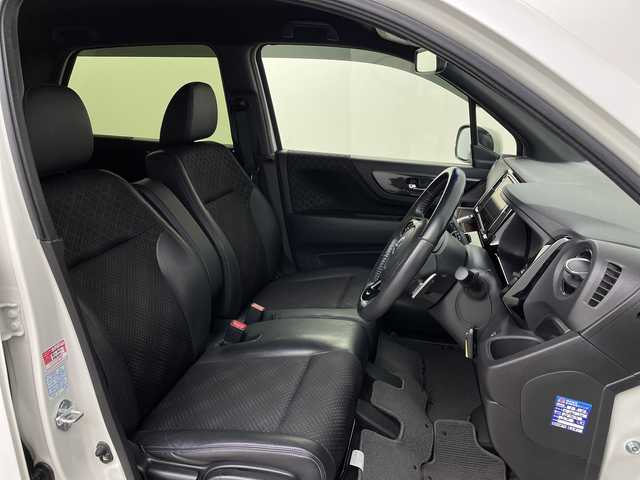 ホンダ Ｎ ＷＧＮ カスタムGターボSSブラックスタイルP 大分県 2019(平31)年 4.3万km プラチナホワイトパール 純正ナビ（フルセグＴＶ／ＤＶＤ／）　/バックカメラ　/シートヒーター　/パドルシフト　/クルーズコントロール　/電動格納ミラー　/パワーウィンドウ　/純正フロアマット　/スマートキー　/アルミホイール