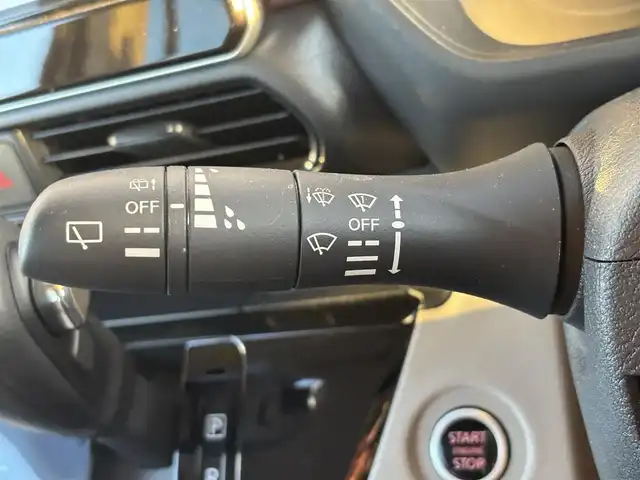 日産 ルークス オーテック 滋賀県 2022(令4)年 0.3万km フローズンバニラパール ワンオーナー/９型純正ナビ/・Bluetooth/フルセグ/HDMI/アラウンドビューモニター/ステアリングリモコン/ETC/前後ドライブレコーダー/片側パワースライドドア/ハーフレザーシート/LEDオートライト/フォグライト/エマージェンシーブレーキ/先行車発進お知らせ/車線逸脱警報装置/ふらつき検知/スマートキー