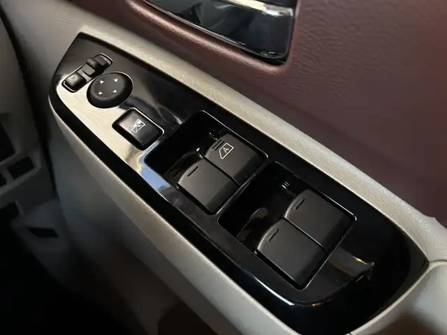 日産 ルークス オーテック 滋賀県 2022(令4)年 0.3万km フローズンバニラパール ワンオーナー/９型純正ナビ/・Bluetooth/フルセグ/HDMI/アラウンドビューモニター/ステアリングリモコン/ETC/前後ドライブレコーダー/片側パワースライドドア/ハーフレザーシート/LEDオートライト/フォグライト/エマージェンシーブレーキ/先行車発進お知らせ/車線逸脱警報装置/ふらつき検知/スマートキー