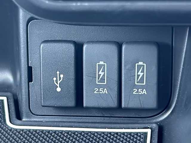 ホンダ Ｎ ＢＯＸ カスタム L ターボ 岡山県 2022(令4)年 2.4万km プラチナホワイトパール 純正8インチナビ/（AM.FM.BT.CD.DVD.TV）/ホンダセンシング/・衝突軽減ブレーキ/・レーンキープアシスト/・アダプティブクルーズコントロール/・オートマチックハイビーム/ハーフレザー/シートヒーター/両側パワースライドドア/コーナーセンサー/電子パーキングアシスト/ビルトインETC/USB入力端子