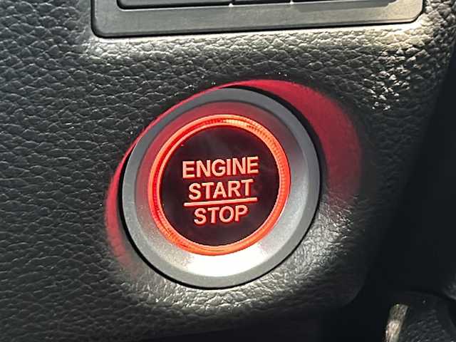 ホンダ Ｎ ＢＯＸ カスタム L ターボ 岡山県 2022(令4)年 2.4万km プラチナホワイトパール 純正8インチナビ/（AM.FM.BT.CD.DVD.TV）/ホンダセンシング/・衝突軽減ブレーキ/・レーンキープアシスト/・アダプティブクルーズコントロール/・オートマチックハイビーム/ハーフレザー/シートヒーター/両側パワースライドドア/コーナーセンサー/電子パーキングアシスト/ビルトインETC/USB入力端子