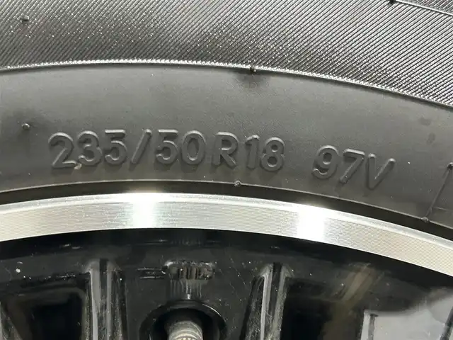 トヨタ アルファード S Cパッケージ 大阪府 2023(令5)年 1.4万km ホワイトパールクリスタルシャイン サンルーフ　黒革シート　三眼ＬＥＤ　純正ＤオーディオＴＶ　デジタルインナーミラー　パワーシート／ヒーター／エアコン　電動リアゲート　ハンドルヒーター　衝突軽減　レーダーＣ　ＢＳＭ　100V電源