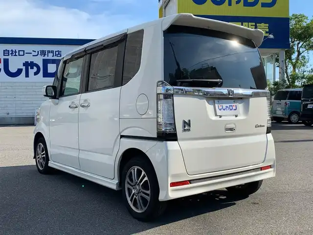 ホンダ Ｎ ＢＯＸ カスタム SSパッケージ 福井県 2014(平26)年 5.7万km プレミアムホワイトパール (株)IDOMが運営する【じしゃロン福井店】の自社ローン専用車両になりますこちらは現金またはオートローンご利用時の価格です。自社ローンご希望の方は別途その旨お申付け下さい/純正8インチナビ/フルセグTV・DVD・BT/バックカメラ/ステアリングスイッチ/両側パワースライドドア/スマートキー/HID/ETC/衝突軽減ブレーキCTBA