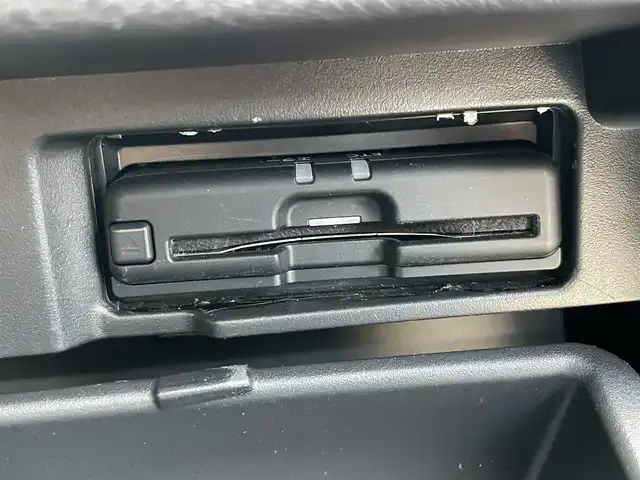 日産 セレナ e－パワー ハイウェイスター V 千葉県 2021(令3)年 4万km ブリリアントホワイトパール 2トーン プロパイロット/　衝突軽減ブレーキ/レーンキープアシスト/　レーダークルーズコントロール/オートハイビーム/　クリアランスソナー/ブラインドスポットモニター/純正１０インチナビ【MM-520D】/　フルセグ/BT/BD/DVD/CD/USB/MSV/アラウンドビューモニター/ステアリングスイッチ/デジタルインナーミラー/ＥＴＣ/両側パワースライドドア/ハンズフリーパワースライドドア/前席シートヒーター/ステアリングヒーター/LEDヘッドライト/オートライト/フォグライト/電動パーキングブレーキ/ブレーキホールド/スマートキー/プッシュスタート/フロアマット/サイドバイザー/純正15インチAW/社外ホイールスタットレスタイヤ付