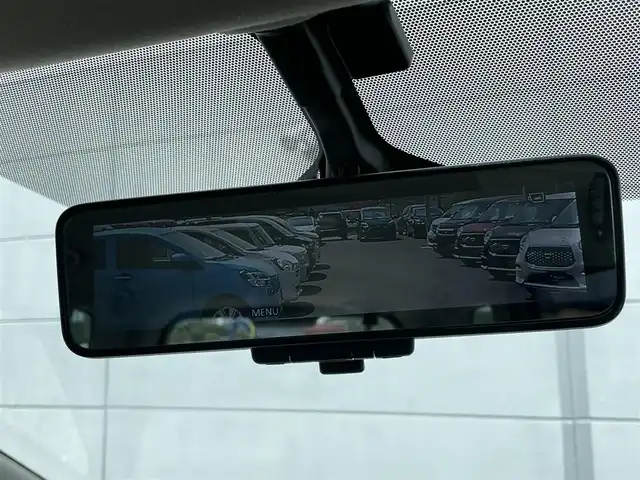 日産 セレナ e－パワー ハイウェイスター V 千葉県 2021(令3)年 4万km ブリリアントホワイトパール 2トーン プロパイロット/　衝突軽減ブレーキ/レーンキープアシスト/　レーダークルーズコントロール/オートハイビーム/　クリアランスソナー/ブラインドスポットモニター/純正１０インチナビ【MM-520D】/　フルセグ/BT/BD/DVD/CD/USB/MSV/アラウンドビューモニター/ステアリングスイッチ/デジタルインナーミラー/ＥＴＣ/両側パワースライドドア/ハンズフリーパワースライドドア/前席シートヒーター/ステアリングヒーター/LEDヘッドライト/オートライト/フォグライト/電動パーキングブレーキ/ブレーキホールド/スマートキー/プッシュスタート/フロアマット/サイドバイザー/純正15インチAW/社外ホイールスタットレスタイヤ付