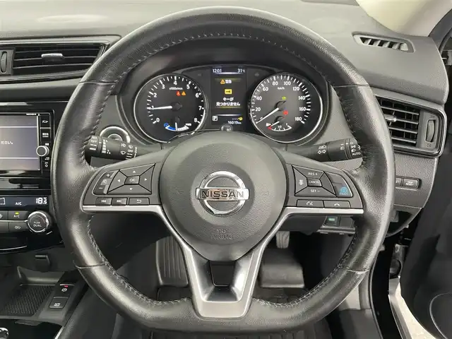日産 エクストレイル ハイブリッド 20Xi 富山県 2018(平30)年 3.6万km ダイヤモンドブラック 純正ナビ（AM/FM/DVD/BT/フルセグ）/全方位カメラ/ドライブレコーダー/ETC/レザーシート/デジタルインナーミラー/オートホールド付電子パーキング/衝突被害軽減システム/レーダークルーズコントロール/レーンキープアシスト/コーナーセンサー/横滑り防止装置/アイドリングストップ/純正アルミホイール/純正フロアマット/オートLEDライト/革巻きステアリング/ステアリングスイッチ/スマートキー/スペアキー