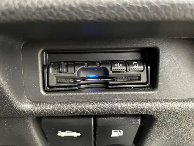 日産 エクストレイル ハイブリッド 20Xi 富山県 2018(平30)年 3.6万km ダイヤモンドブラック 純正ナビ（AM/FM/DVD/BT/フルセグ）/全方位カメラ/ドライブレコーダー/ETC/レザーシート/デジタルインナーミラー/オートホールド付電子パーキング/衝突被害軽減システム/レーダークルーズコントロール/レーンキープアシスト/コーナーセンサー/横滑り防止装置/アイドリングストップ/純正アルミホイール/純正フロアマット/オートLEDライト/革巻きステアリング/ステアリングスイッチ/スマートキー/スペアキー