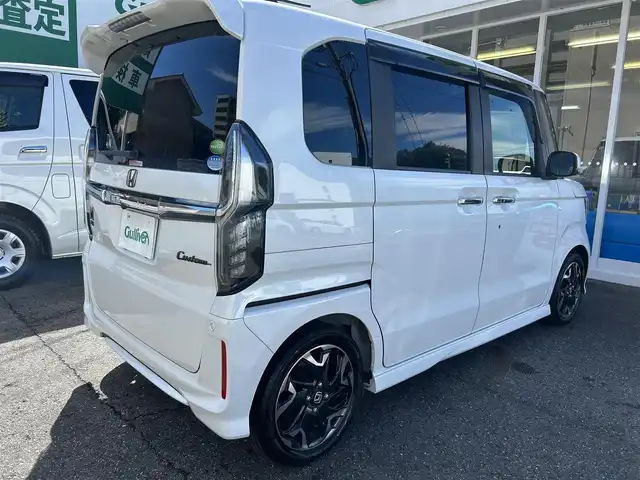 ホンダ Ｎ ＢＯＸ カスタム G L ターボ ホンダセンシング 愛知県 2019(平31)年 5.5万km プラチナホワイトパール ワンオーナー 禁煙車リモコンエンジンスターター/両側パワースライドドア/純正ナビ/フルセグテレビ/バックカメラ/クルコン/Bluetooth/純正アルミホイール/プッシュスタート/ビルトインETC/CMBS/LKAS/ハーフレザーシート/コーナーセンサー/パドルシフト/ドラレコ/オートライト/取説、保証書、スペアキー