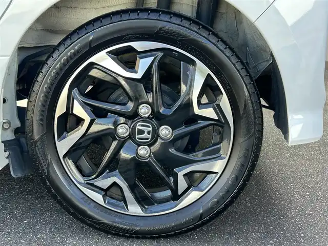 ホンダ Ｎ ＢＯＸ カスタム G L ターボ ホンダセンシング 愛知県 2019(平31)年 5.5万km プラチナホワイトパール ワンオーナー 禁煙車リモコンエンジンスターター/両側パワースライドドア/純正ナビ/フルセグテレビ/バックカメラ/クルコン/Bluetooth/純正アルミホイール/プッシュスタート/ビルトインETC/CMBS/LKAS/ハーフレザーシート/コーナーセンサー/パドルシフト/ドラレコ/オートライト/取説、保証書、スペアキー