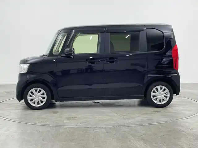 ホンダ Ｎ ＢＯＸ L 群馬県 2023(令5)年 1.5万km クリスタルブラックパール ケンウッドナビ/シートヒーター/ETC/バックカメラ/片側パワースライドドア/レーダークルーズコントロール/コーナーセンサー/前後ドライブレコーダー/衝突被害軽減システム/プッシュスタート/スマートキー/純正フロアマット/横滑り防止装置/盗難防止装置/レーンキープアシスト/オートライト