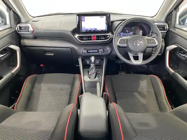 トヨタ ライズ Z 岐阜県 2020(令2)年 5.4万km ブラックマイカメタリック ブラインドスポットモニター　/ディーラー純正9インチSDナビ//Bluetooth/フルセグテレビ/CD/DVD　/全方位カメラ　/前後コーナーセンサー　/シーケンシャルウインカー　/純正17インチアルミホイール/ドアバイザー/保証書/取扱説明書/ナビ取扱説明書