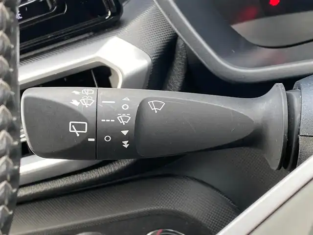 トヨタ ライズ Z 岐阜県 2020(令2)年 5.4万km ブラックマイカメタリック ブラインドスポットモニター　/ディーラー純正9インチSDナビ//Bluetooth/フルセグテレビ/CD/DVD　/全方位カメラ　/前後コーナーセンサー　/シーケンシャルウインカー　/純正17インチアルミホイール/ドアバイザー/保証書/取扱説明書/ナビ取扱説明書