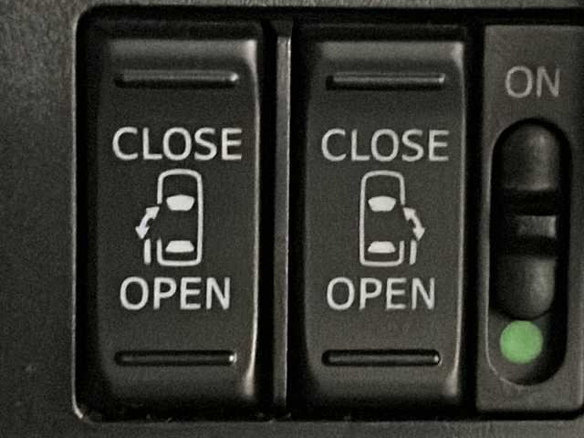 トヨタ タンク カスタムG 京都府 2017(平29)年 12.1万km ブラックマイカメタリック 〇ワンオーナー/〇フルセグ/〇前後ドラレコLED/〇クルコン