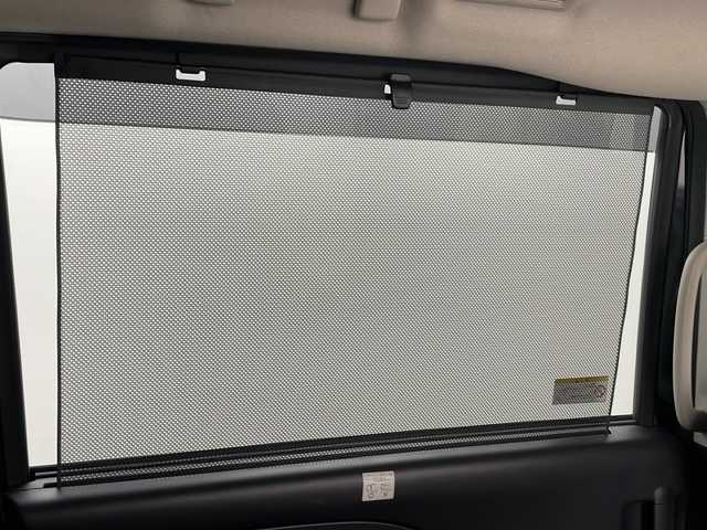 日産 セレナ e－パワー ハイウェイスター V 埼玉県 2020(令2)年 4.9万km ダイヤモンドブラック 純正ナビ/全方位カメラ/前方ドライブレコーダー/両側パワースライドドア/後席モニター/ビルトインETC/ブラインドスポットモニター/オートブレーキホールド/ステアリングリモコン/プッシュスタート/コーナーセンサー/衝突軽減ブレーキ/レーンキープアシスト/盗難防止装置/横滑り防止装置/プリクラッシュセーフティ/ロールサンシェード/純正フロアマット/オートライト/フロントフォグランプ/ウィンカーミラー/純正ドアバイザー/純正アルミホイール/フロント・サイドエアロ