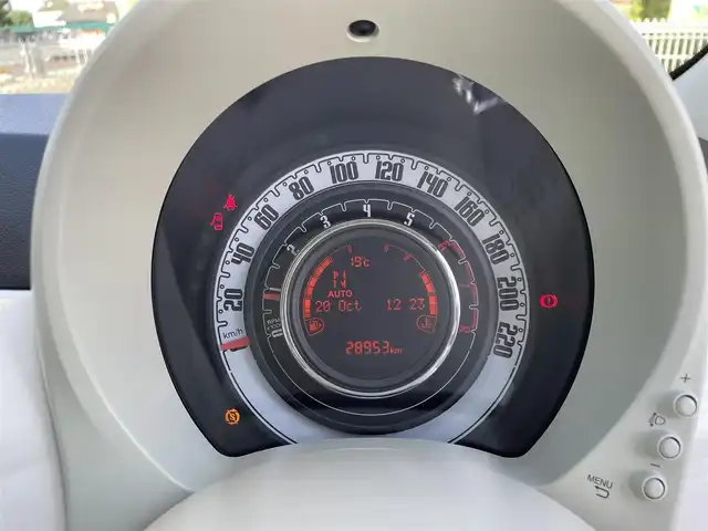 フィアット ５００ 1．2 ポップ 群馬県 2018(平30)年 2.9万km ボサノバホワイト 純正オーディオ/　（Bluetooth USB AUX AM FM)/ETC/革巻きステアリング/ステリングスイッチ/純正フロアマット/社外15インチAW夏タイヤ積込み/取扱説明書/保証書/スペアキー